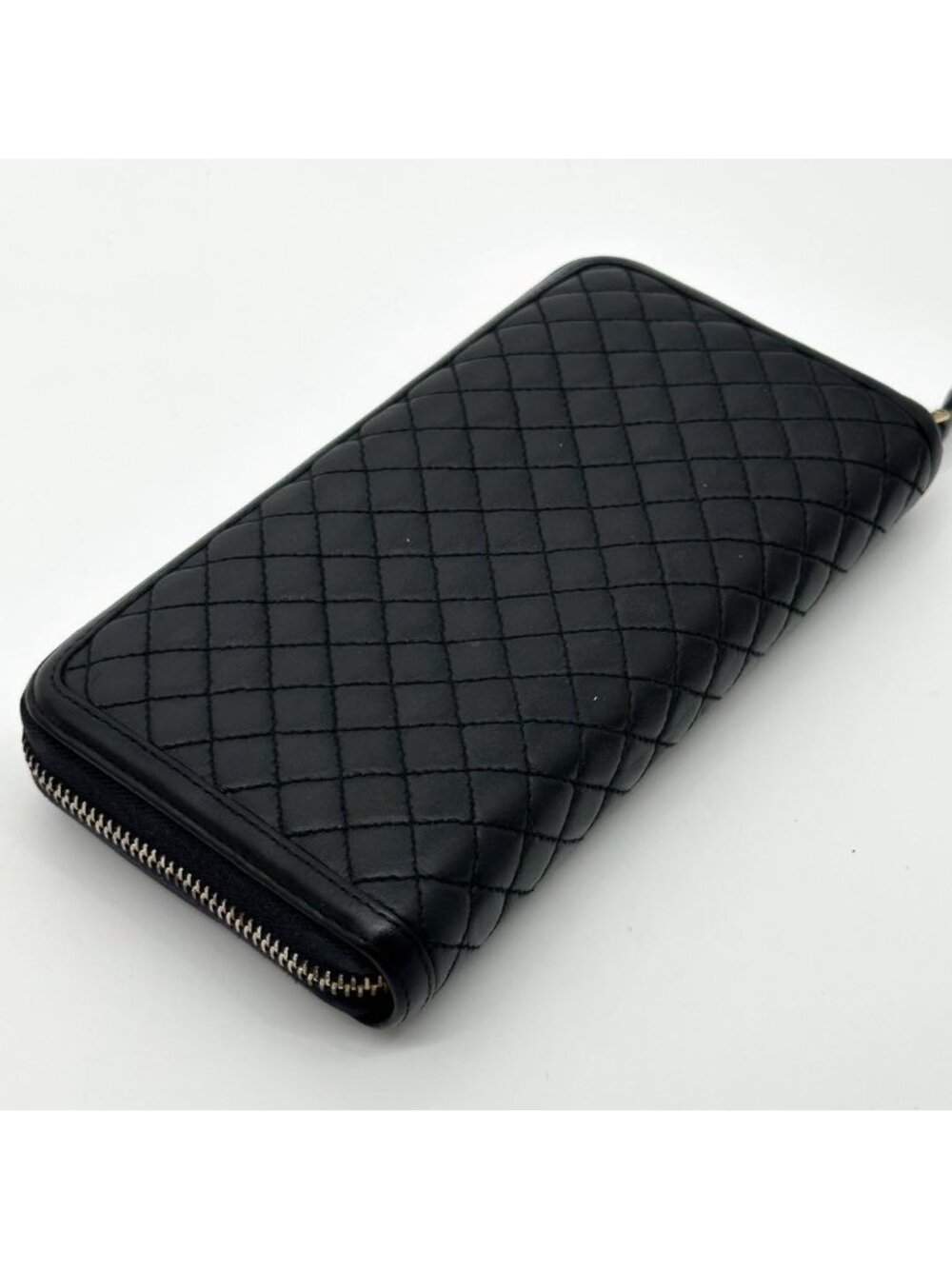 Prada Quilted Lamb Leather Zip Around Wallet Round - Picture 5 of 15